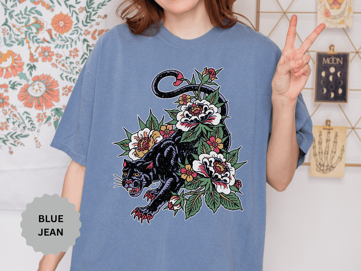 Traditional Panther Graphic Shirt, Floral Tattoo T-Shirt for Men and Women, Old School Big Cat Tee, Alternative Art Gift for Tattoo Fans