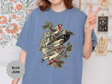 Winter Birds Graphic Shirt, Vintage Woodland T-Shirt for Bird Lovers, Festive Nature Tee, Cozy Christmas Gift for Birdwatchers and Moms