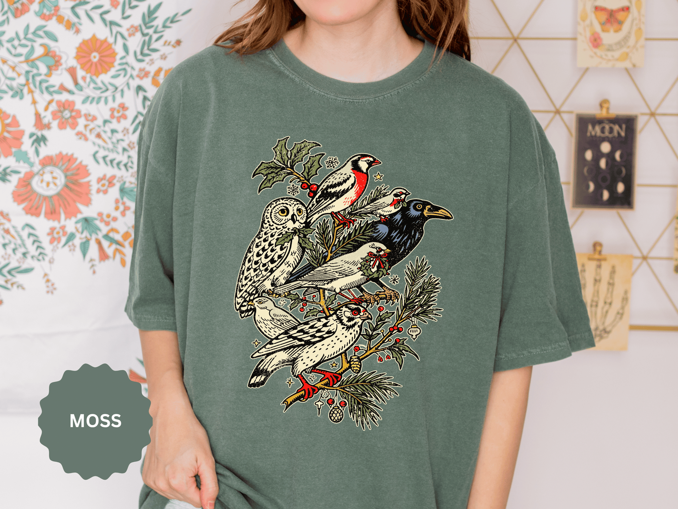 Winter Birds Graphic Shirt, Vintage Woodland T-Shirt for Bird Lovers, Festive Nature Tee, Cozy Christmas Gift for Birdwatchers and Moms