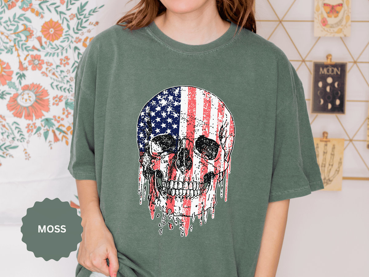 American Flag Skull Shirt, Distressed Patriotic Graphic for Biker Outfits, Fourth of July Style, Birthday Gift for Skull Art Lovers