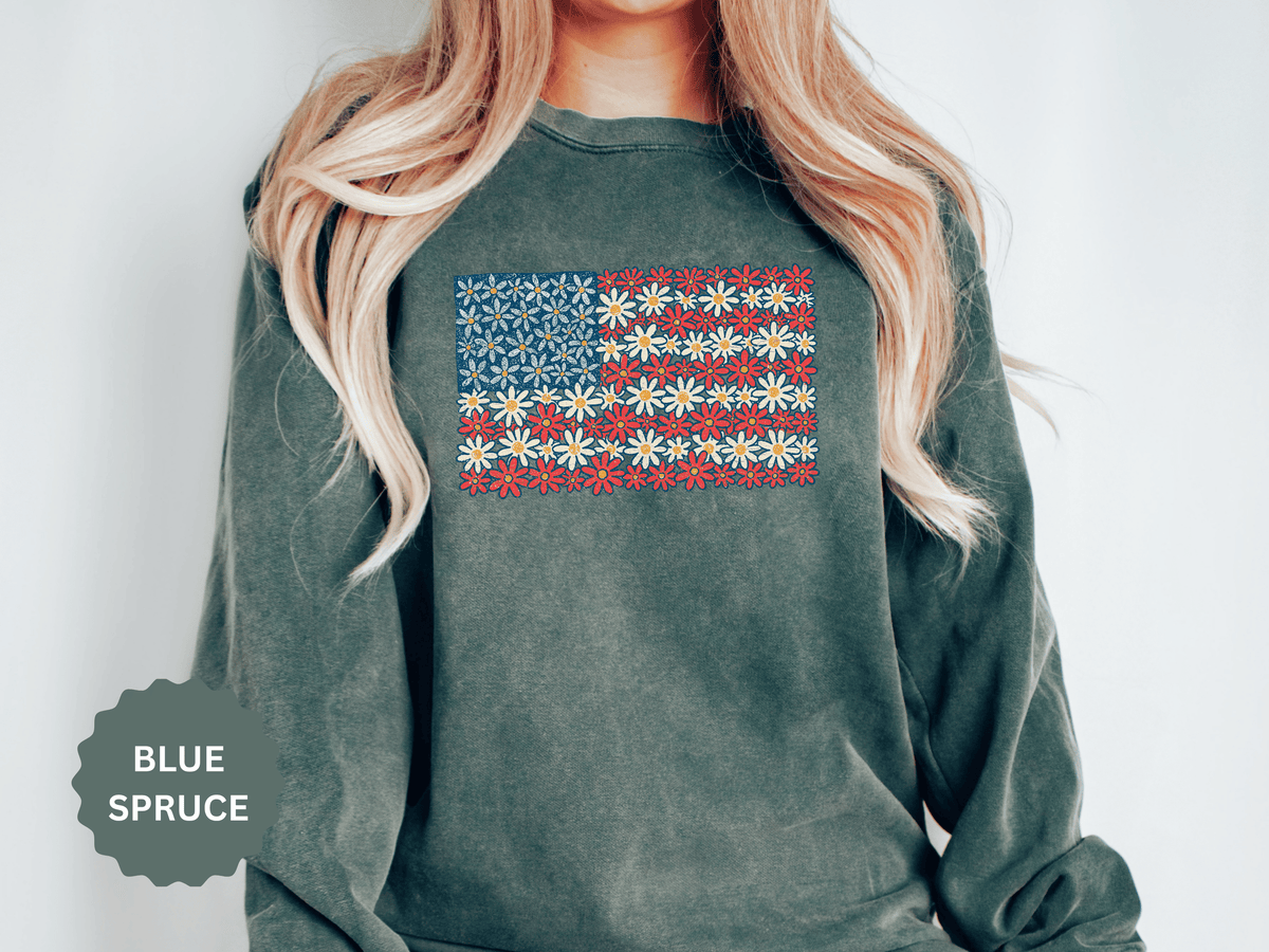 American Flag Floral Sweatshirt, Patriotic Flower Graphic Pullover, Vintage Americana Crewneck, Fourth of July Outfit, USA Gift
