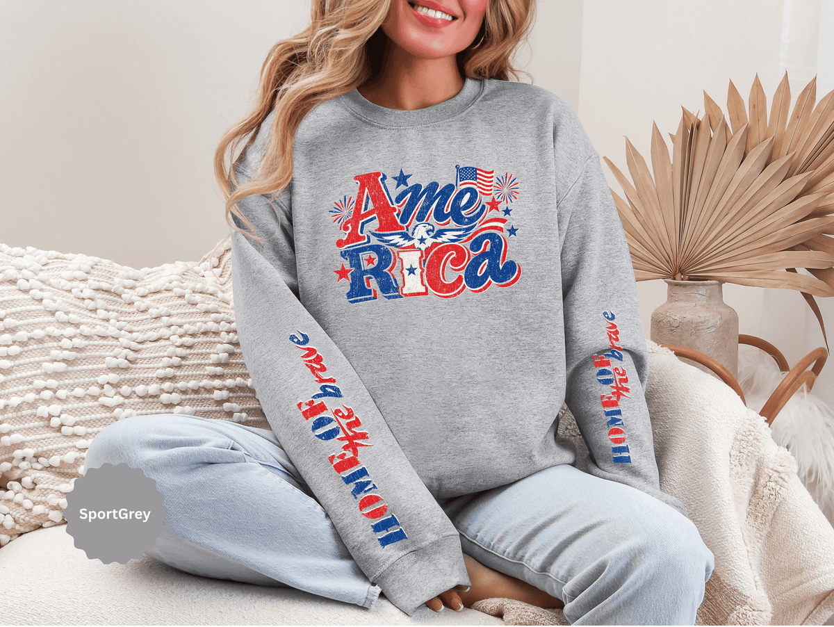 America Graphic Sweatshirt, Vintage USA Pullover, Patriotic American Flag Top, Fourth of July Outfit, Americana Gift for Women