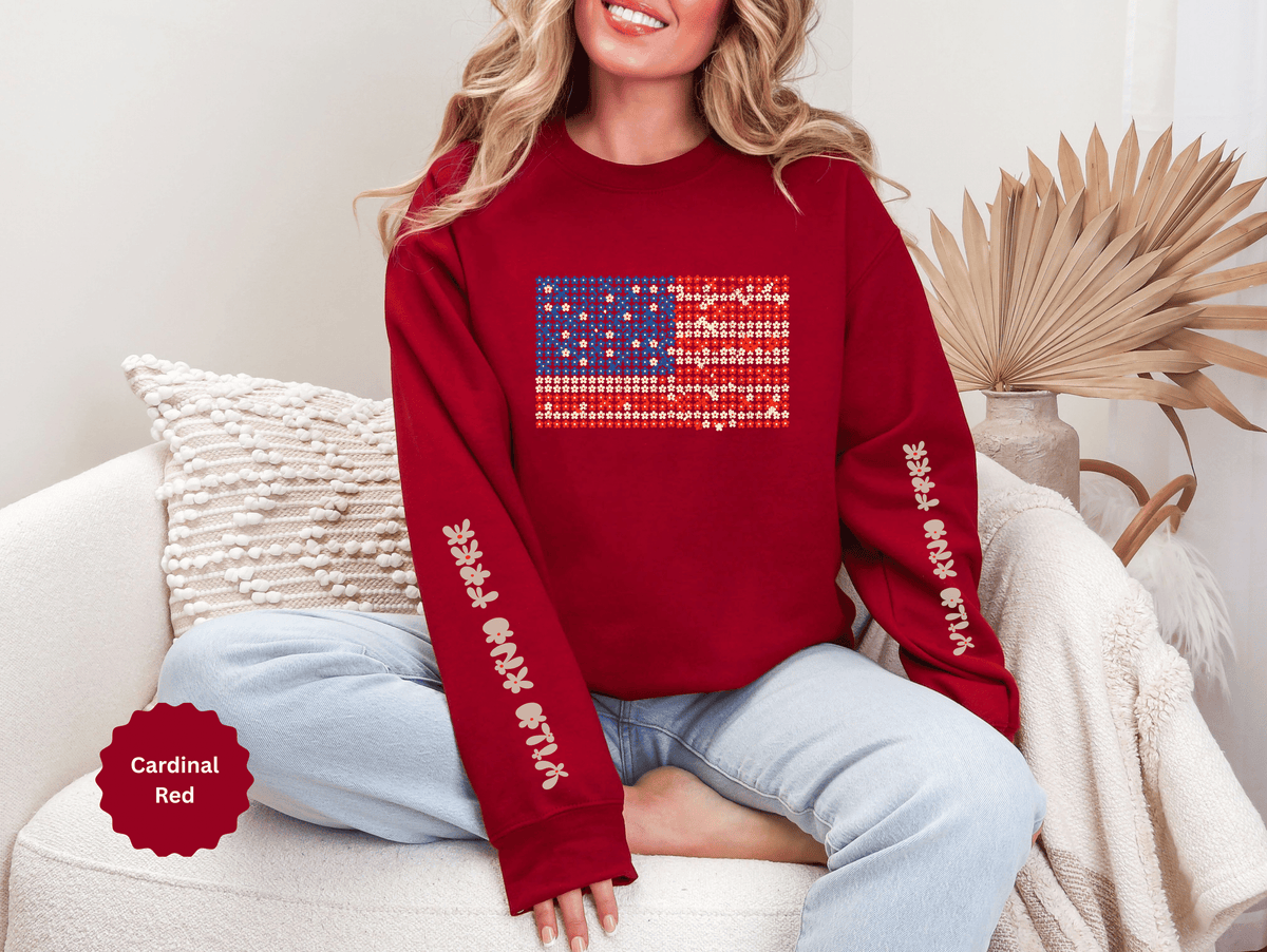 Patriotic American Flag Sweatshirt, USA Floral Crewneck, Vintage Americana Pullover, Fourth of July Outfit, Summer Patriotic Gift for Her