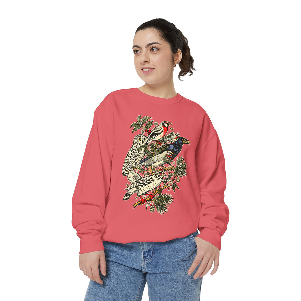 Winter Birds Graphic Sweatshirt, Vintage Woodland Pullover for Bird Lovers, Festive Nature Top, Cozy Christmas Gift for Birdwatchers