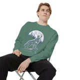 Howling Wolf Moon Sweatshirt, Mountain Forest Crewneck, Wildlife Lover Gift, Rustic Wilderness Graphic Cozy Outdoor Pullover Unisex Top