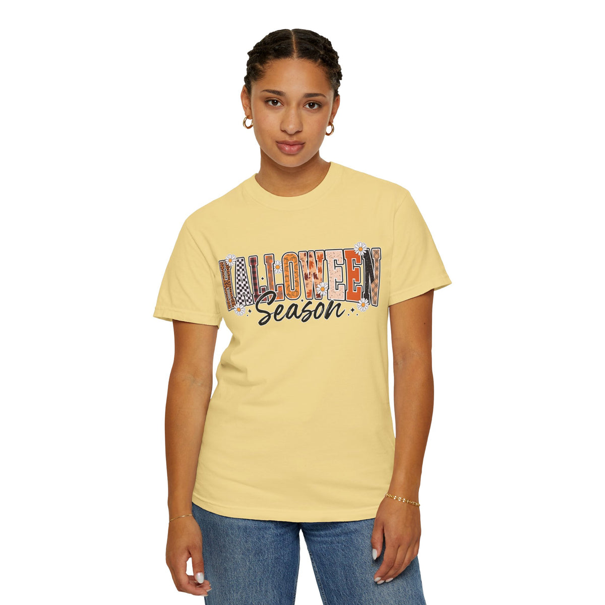Halloween Season Shirt, Leopard Plaid Pumpkin Letter Graphic Tee, Cute Fall Gift for Women, Spooky October Outfit for Teachers and Moms