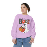 Funny Halloween Ghost Sweatshirt, Where My Boos At Party Pullover, Spooky Season Drinking Gift for Beer Lover, Adult Costume Party Outfit