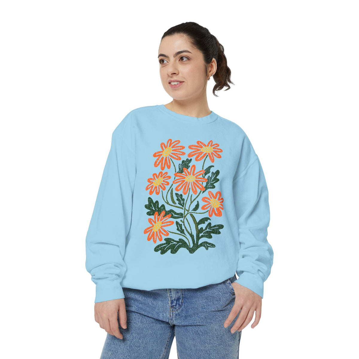 Orange Daisy Graphic Sweatshirt, Retro Floral Pullover for Flower Lovers, Groovy Botanical Top, Cheerful Garden Gift for Women