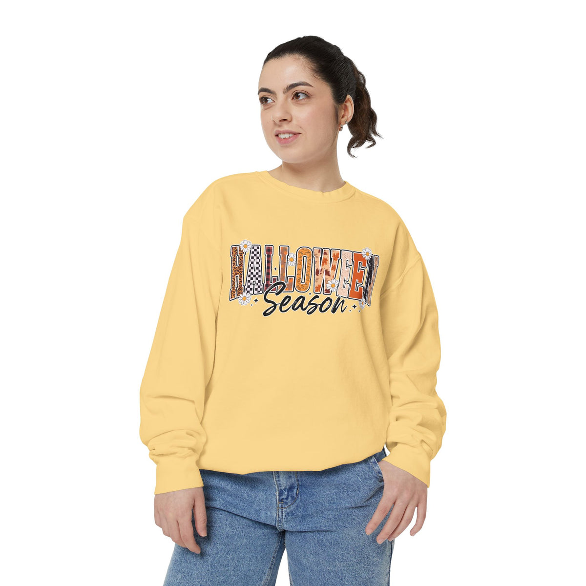 Halloween Season Sweatshirt, Leopard Plaid Pumpkin Letter Pullover, Cute Fall Gift for Women, Spooky October Outfit for Teachers and Moms