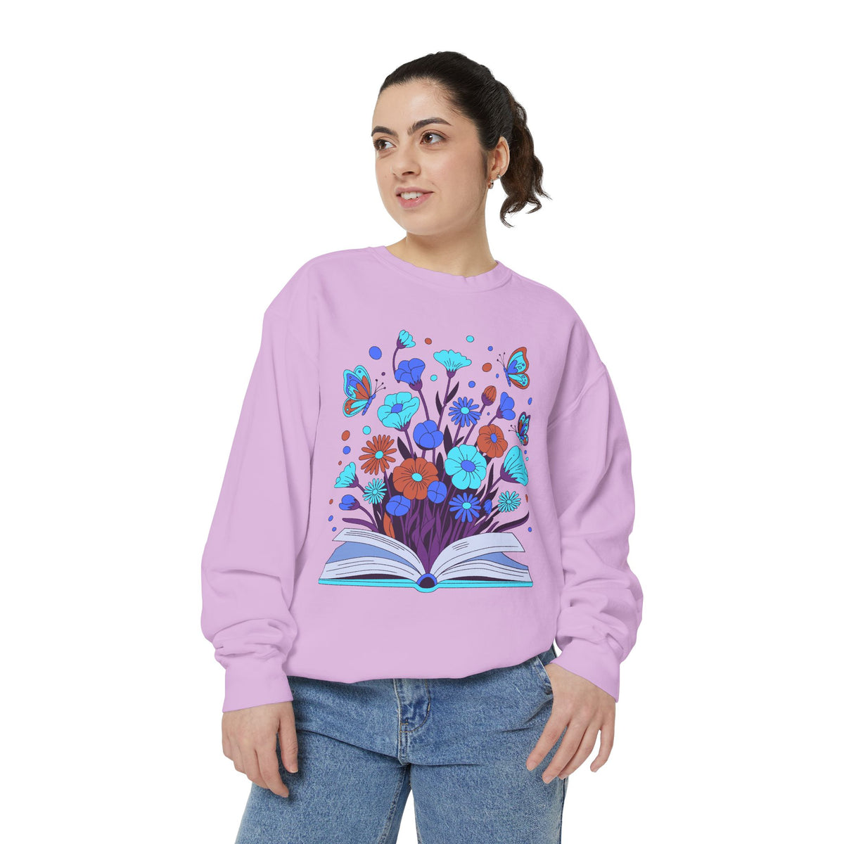 Book Lover Floral Sweatshirt, Open Book and Wildflower Crewneck, Reader Librarian Gift, Cozy Literary Pullover for Women and Teachers