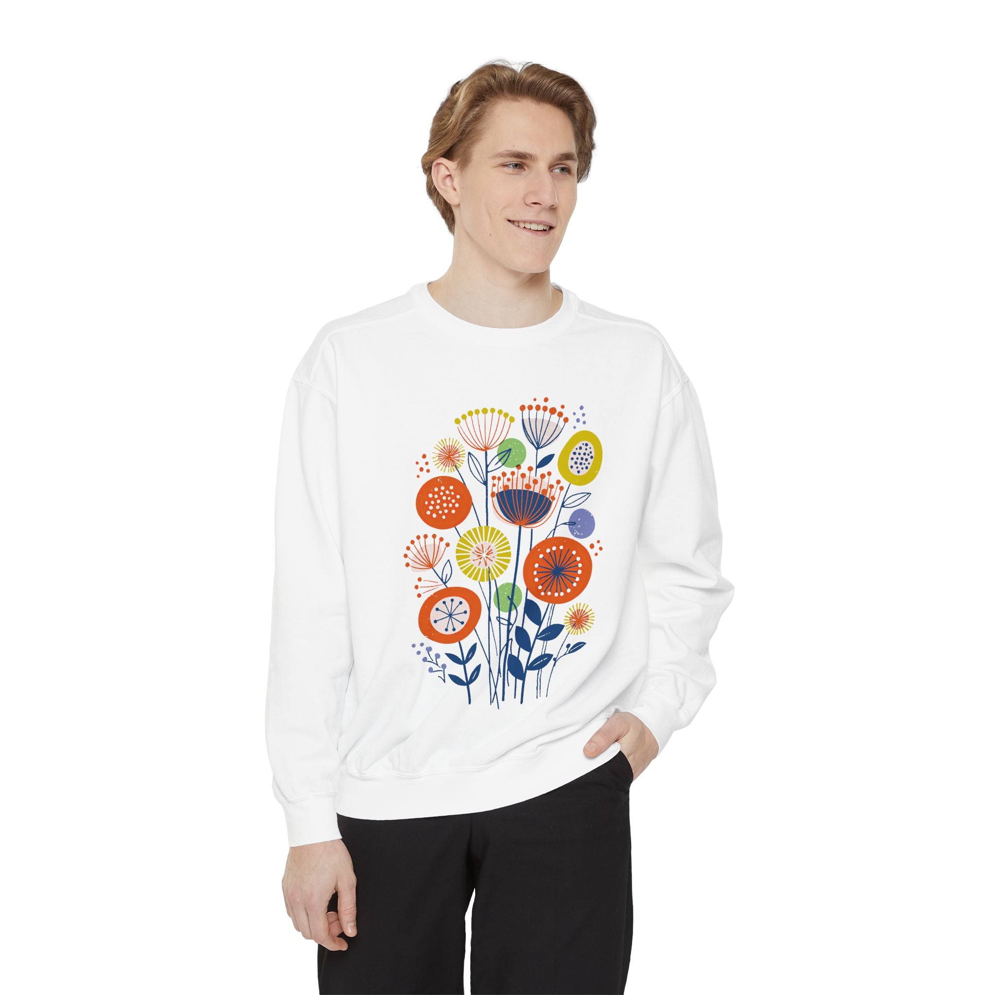 Retro Floral Graphic Sweatshirt, Colorful Botanical Pullover for Flower Lovers, Mid Century Garden Top, Cheerful Nature Gift for Her