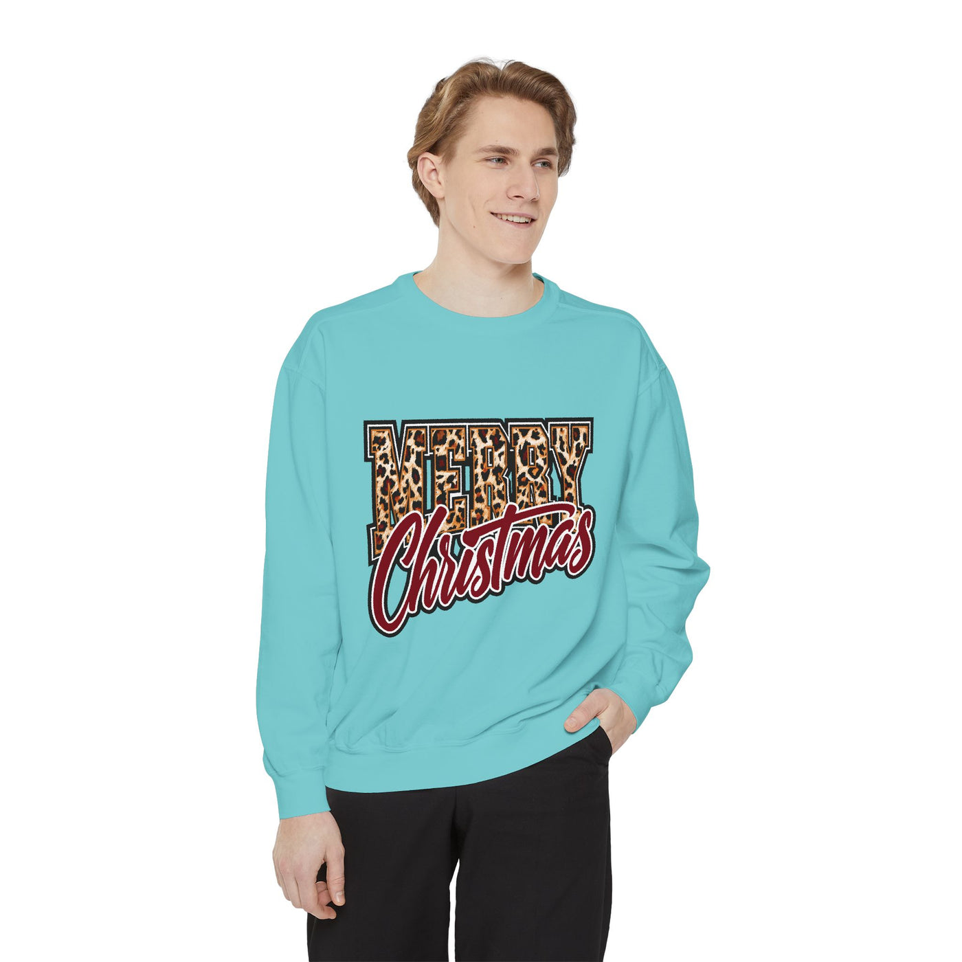 Merry Christmas Leopard Print Sweatshirt, Trendy Holiday Crewneck, Cheetah Lettering Pullover, Festive Gift for Women, Mom or Teacher