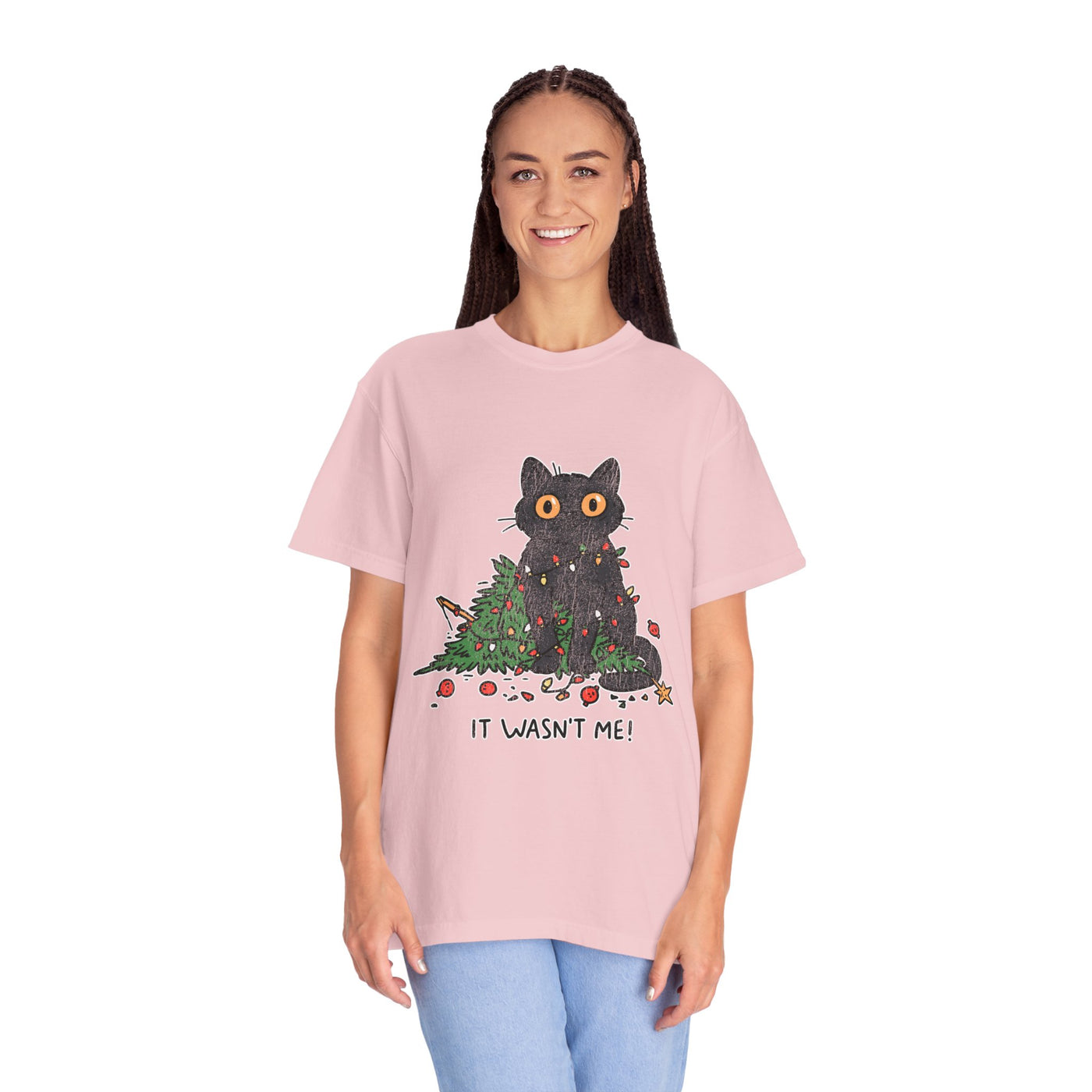 It Wasn't Me Black Cat Christmas Shirt, Funny Holiday T-Shirt, Mischievous Kitty Lights Tee, Gift for Cat Mom, Cat Dad, Christmas Party Top
