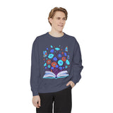 Book Lover Floral Sweatshirt, Open Book and Wildflower Crewneck, Reader Librarian Gift, Cozy Literary Pullover for Women and Teachers