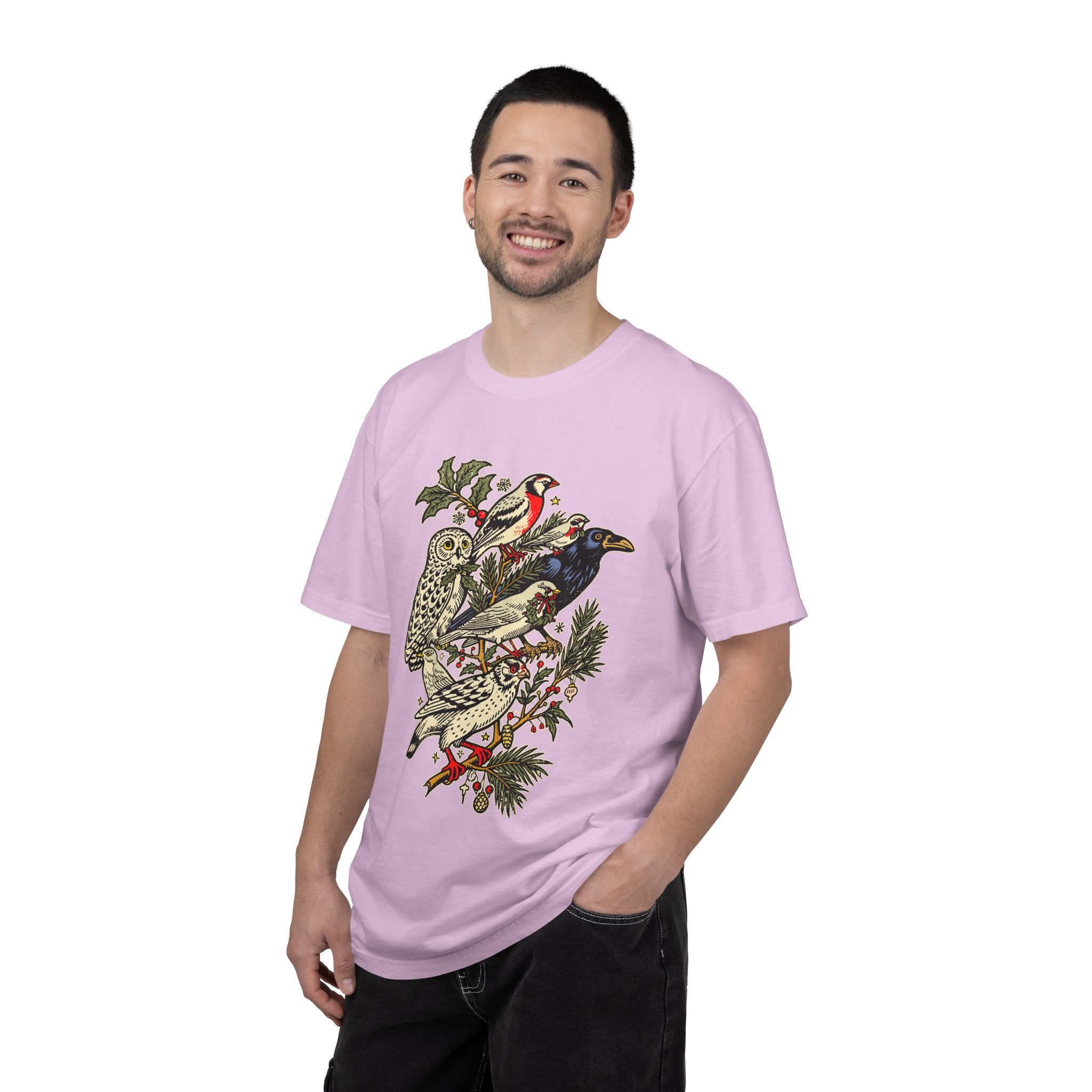 Winter Birds Graphic Shirt, Vintage Woodland T-Shirt for Bird Lovers, Festive Nature Tee, Cozy Christmas Gift for Birdwatchers and Moms