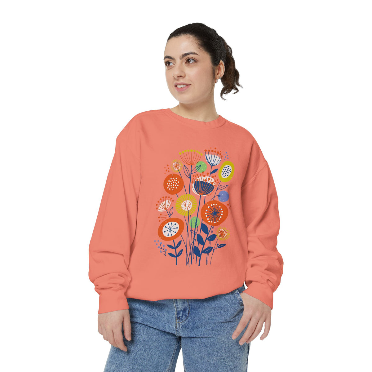 Retro Floral Graphic Sweatshirt, Colorful Botanical Pullover for Flower Lovers, Mid Century Garden Top, Cheerful Nature Gift for Her
