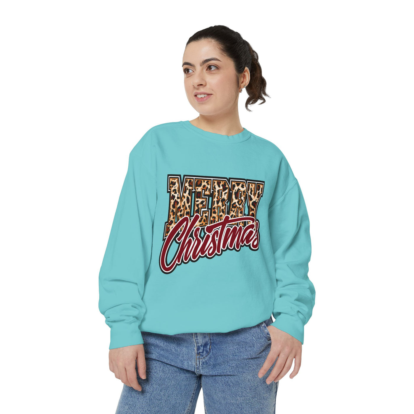 Merry Christmas Leopard Print Sweatshirt, Trendy Holiday Crewneck, Cheetah Lettering Pullover, Festive Gift for Women, Mom or Teacher