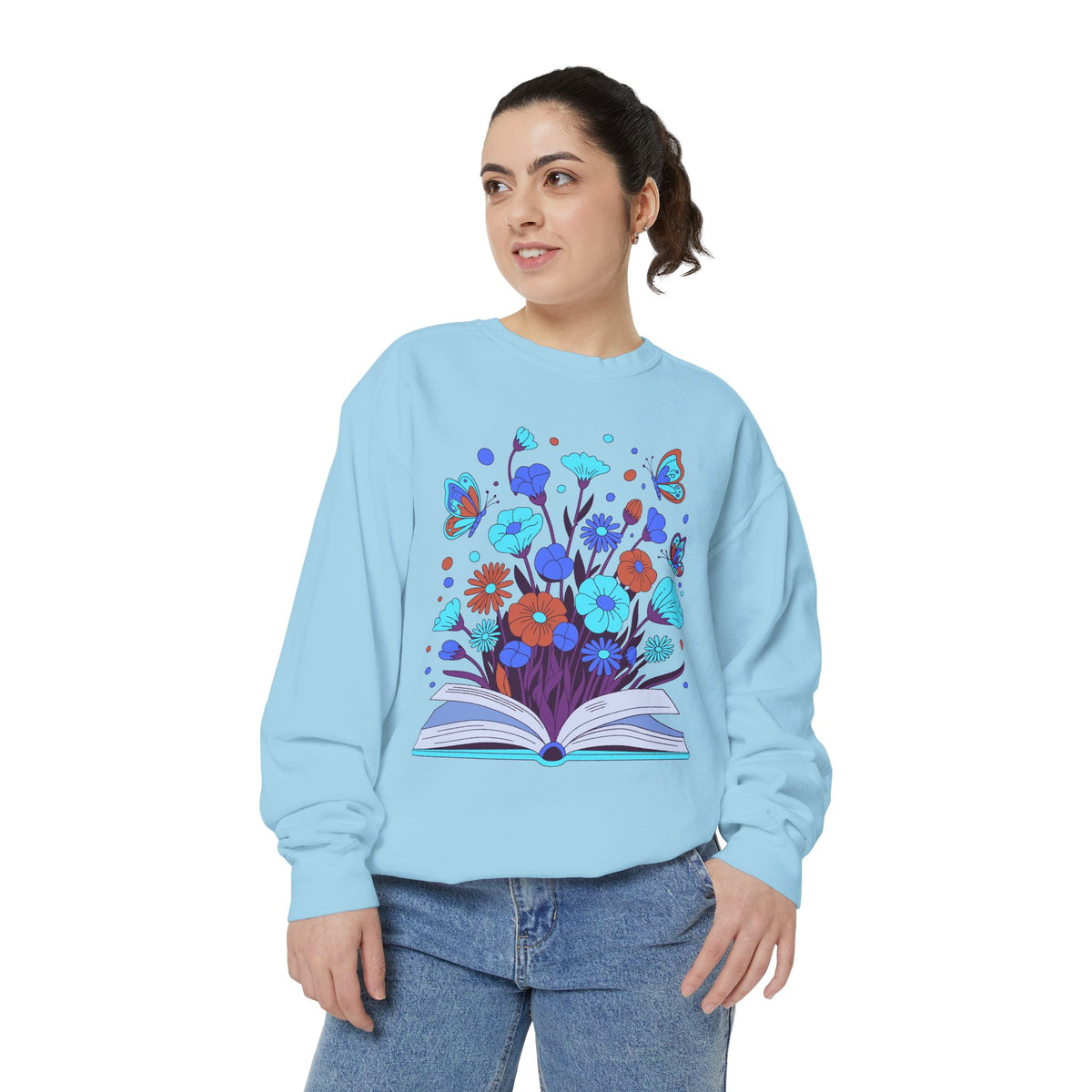 Book Lover Floral Sweatshirt, Open Book and Wildflower Crewneck, Reader Librarian Gift, Cozy Literary Pullover for Women and Teachers