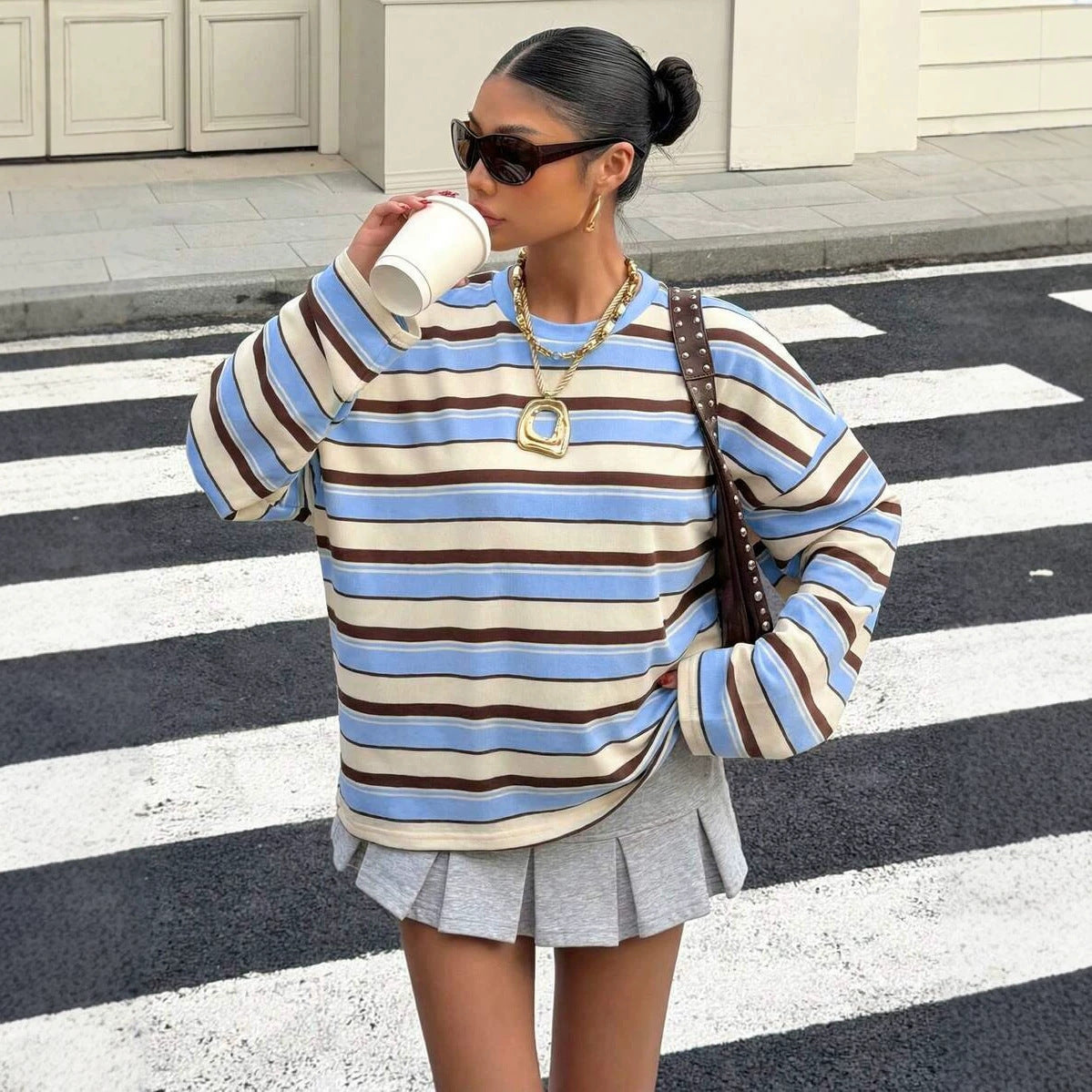 Round neck contrasting striped pullover loose sweatshirt