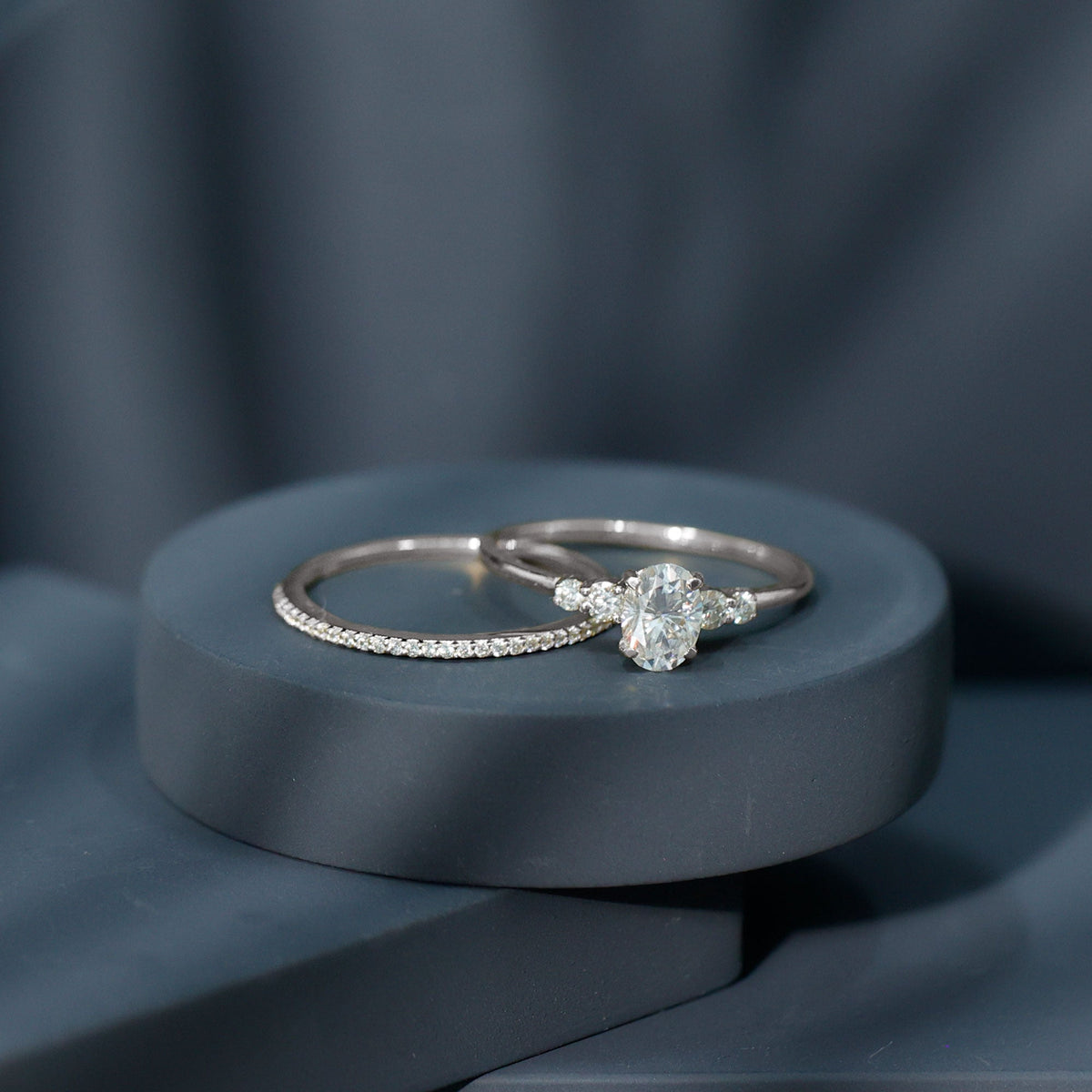 IGI Certified 1 Carat Lab Grown Diamond Engagement Ring with Wedding Band