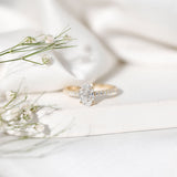 Lab Grown 2 Carat Diamond Oval Engagement Ring with IGI Certificate