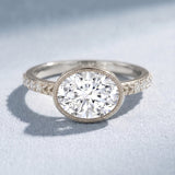 IGI Certified Lab Diamond Engagement Ring with 2 Carat Oval