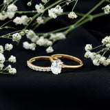 IGI Certified Lab Grown Diamond Oval Engagement Ring with Wedding Band