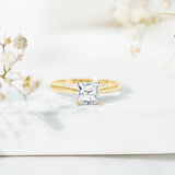Solitaire 1 Carat Princess Cut Lab Grown Diamond Engagement Ring with IGI Certificate