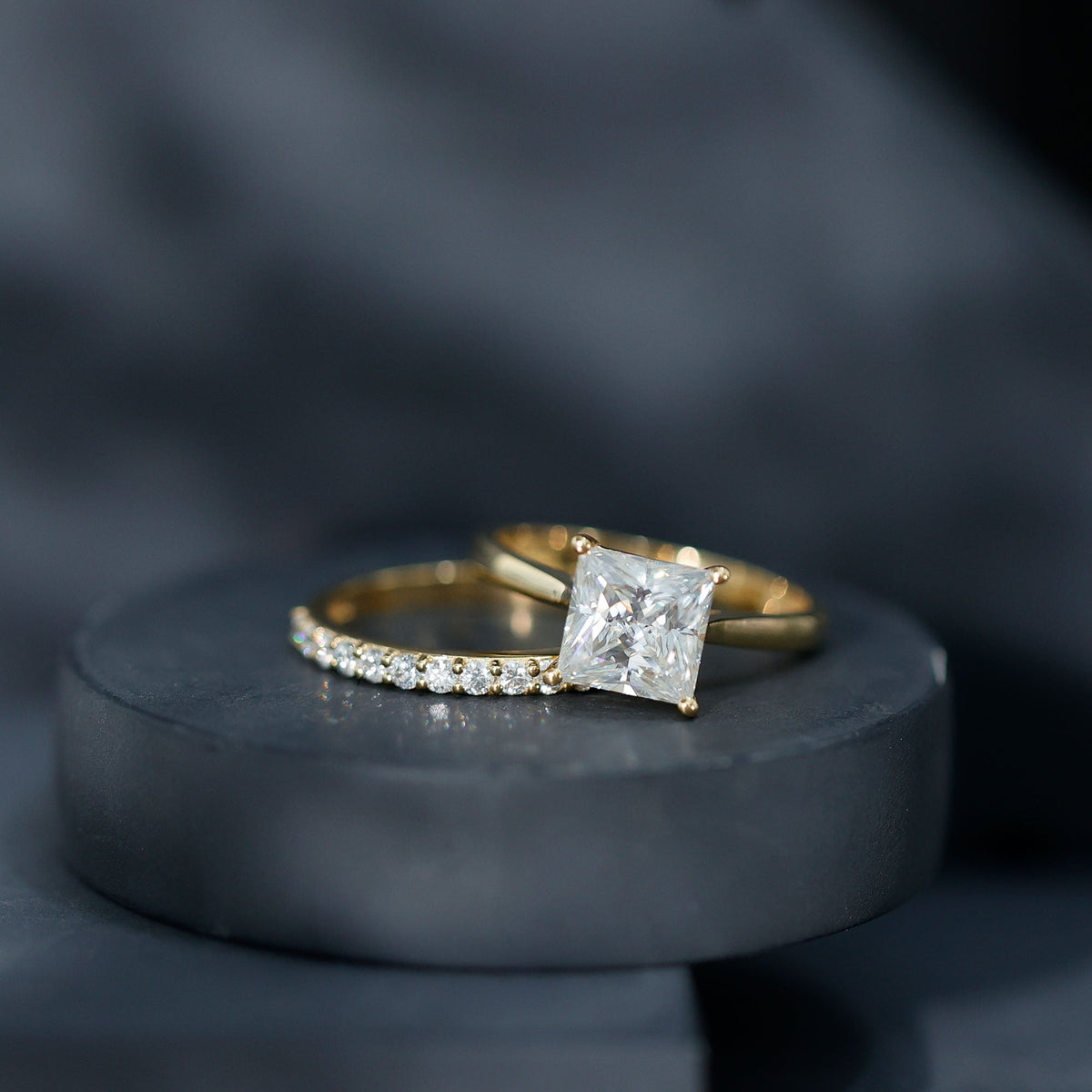 IGI Certified 2 Carat Lab Grown Diamond Princess Cut Engagement Ring With Wedding Band